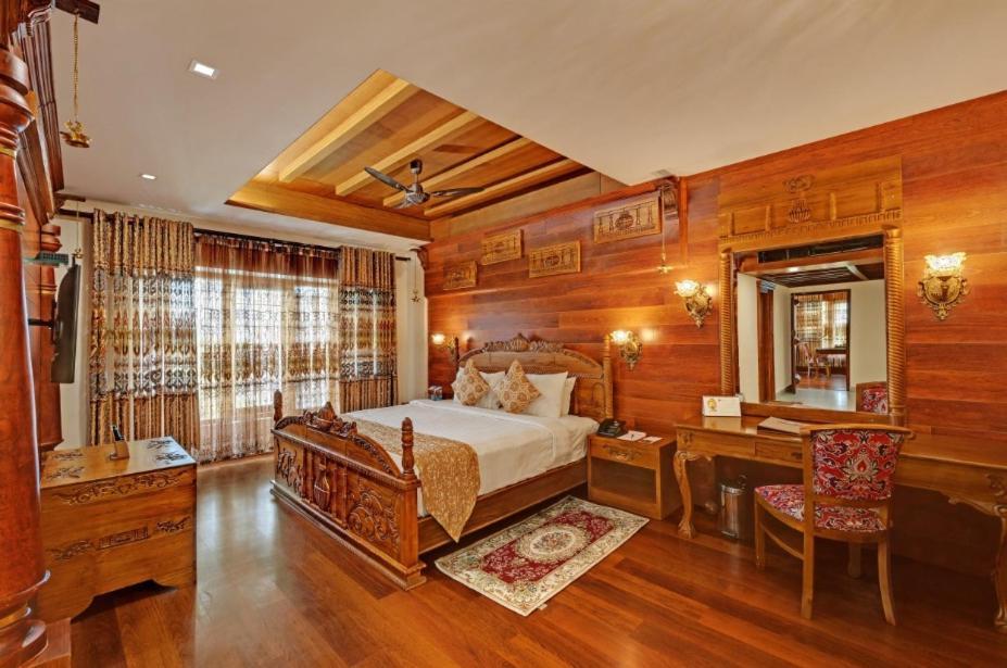 เจซีเรสซิเด้นซี่มาดูไร Hotel มทุราย ภายนอก รูปภาพ