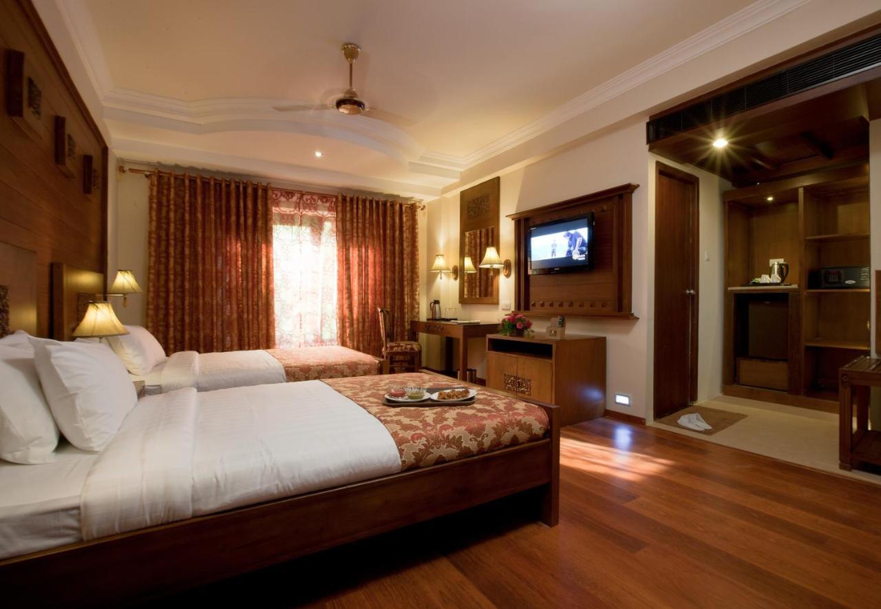 เจซีเรสซิเด้นซี่มาดูไร Hotel มทุราย ภายนอก รูปภาพ
